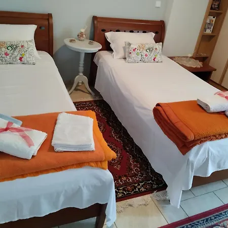 Apartament Πέτρινο Στη Θάλασσα Nafpaktos Zewnętrze zdjęcie