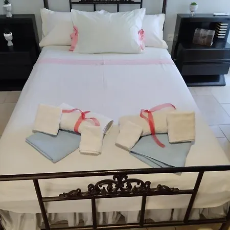 Apartament Πέτρινο Στη Θάλασσα Nafpaktos Zewnętrze zdjęcie