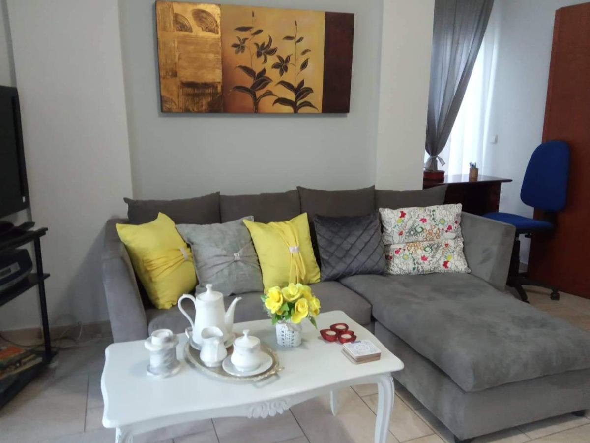 πέτρινο στη θάλασσα Apartment *