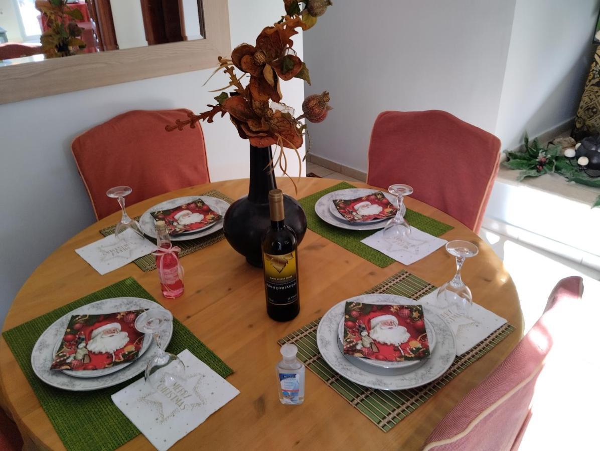 πέτρινο στη θάλασσα Apartment Nafpaktos