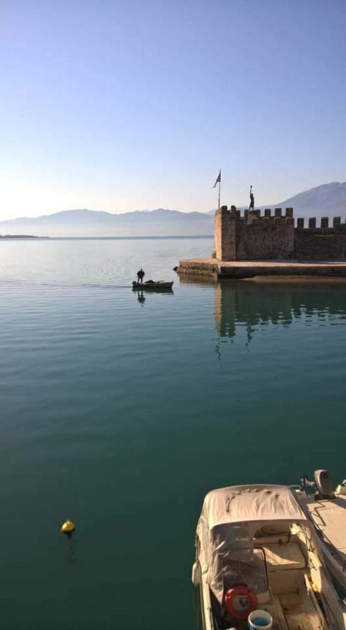πέτρινο στη θάλασσα