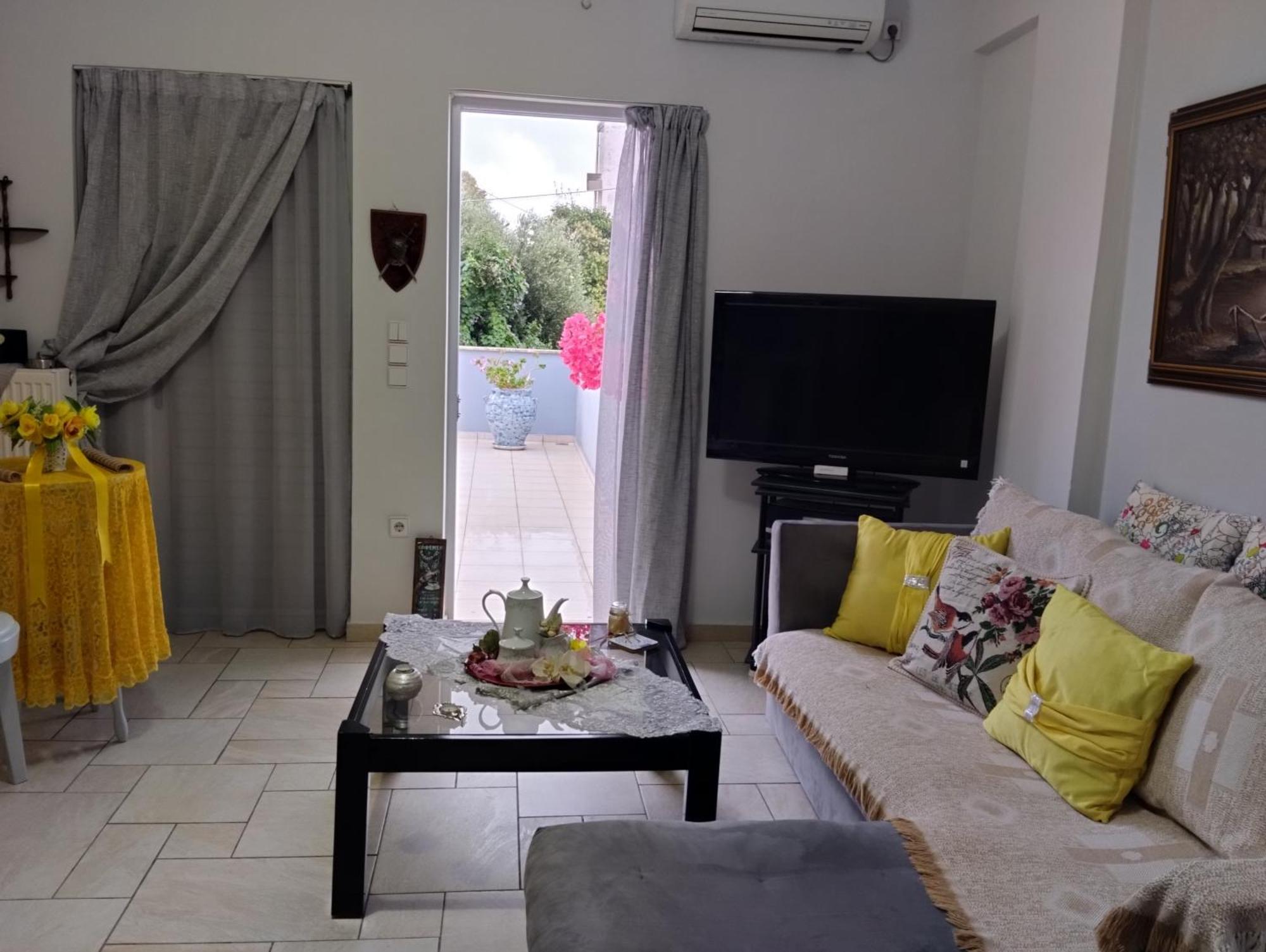 πέτρινο στη θάλασσα Apartment Nafpaktos