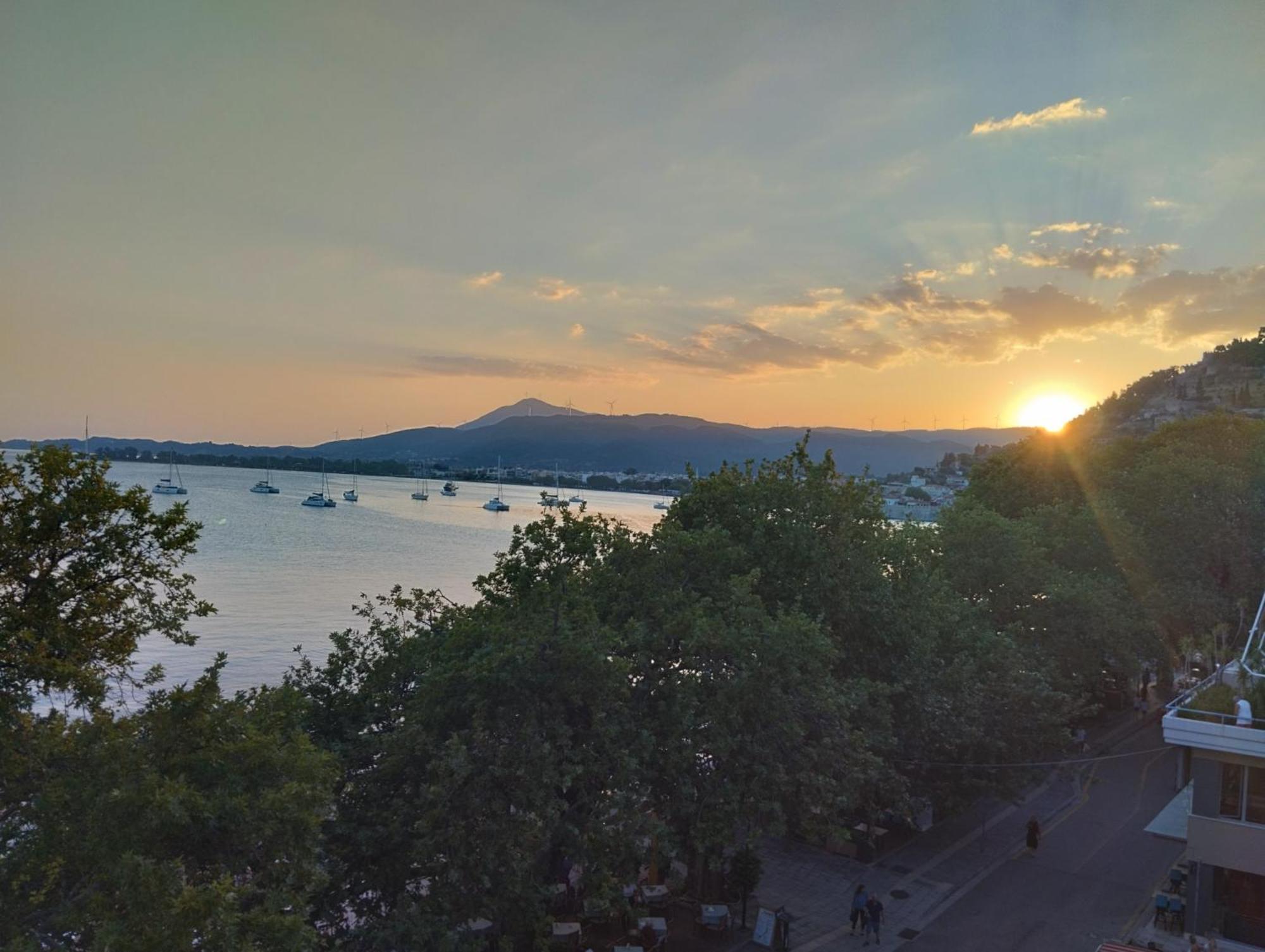 Apartment πέτρινο στη θάλασσα *